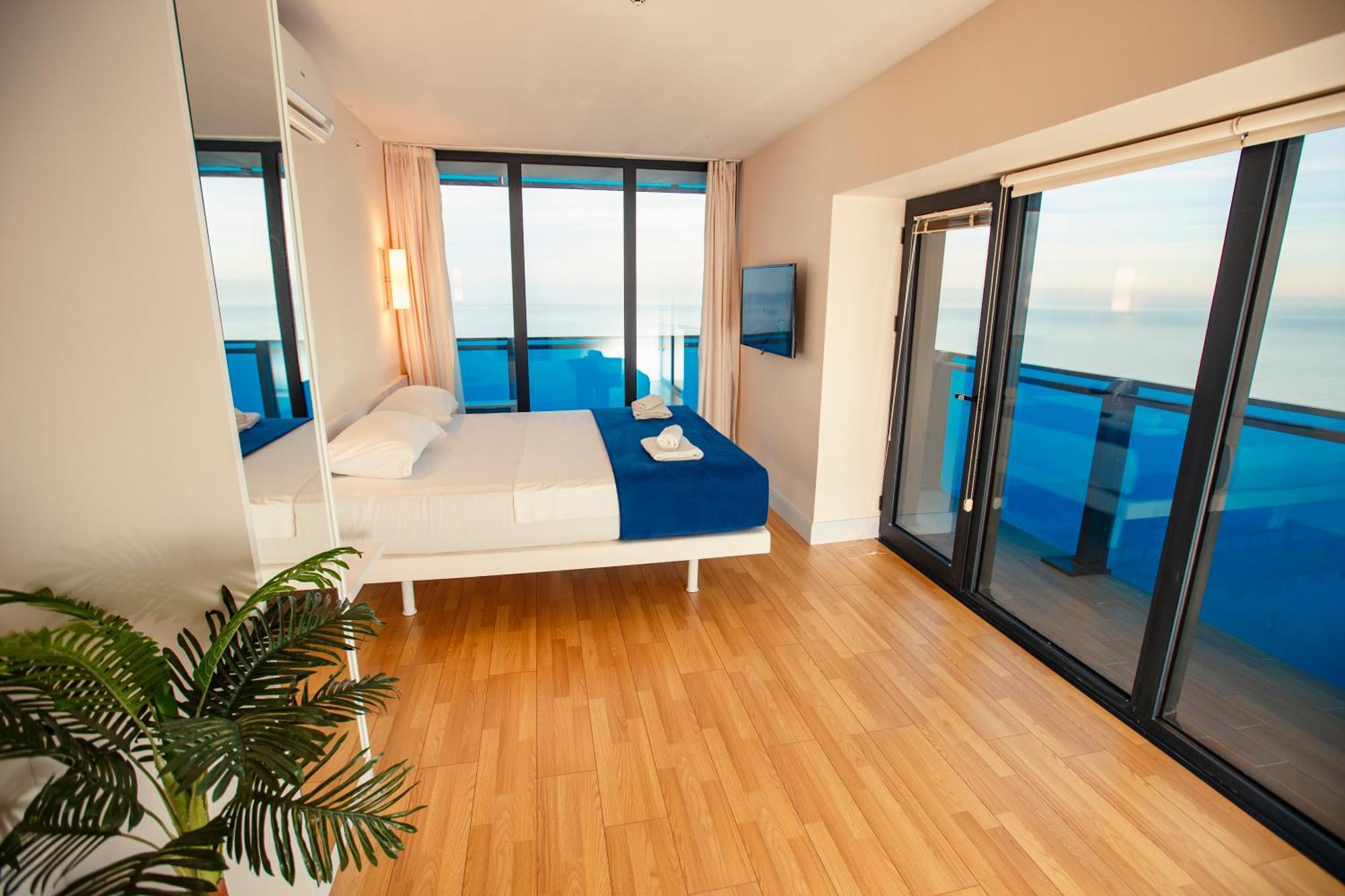 Panorama Orbi Beach Resort Center Suite Batumi Exterior foto