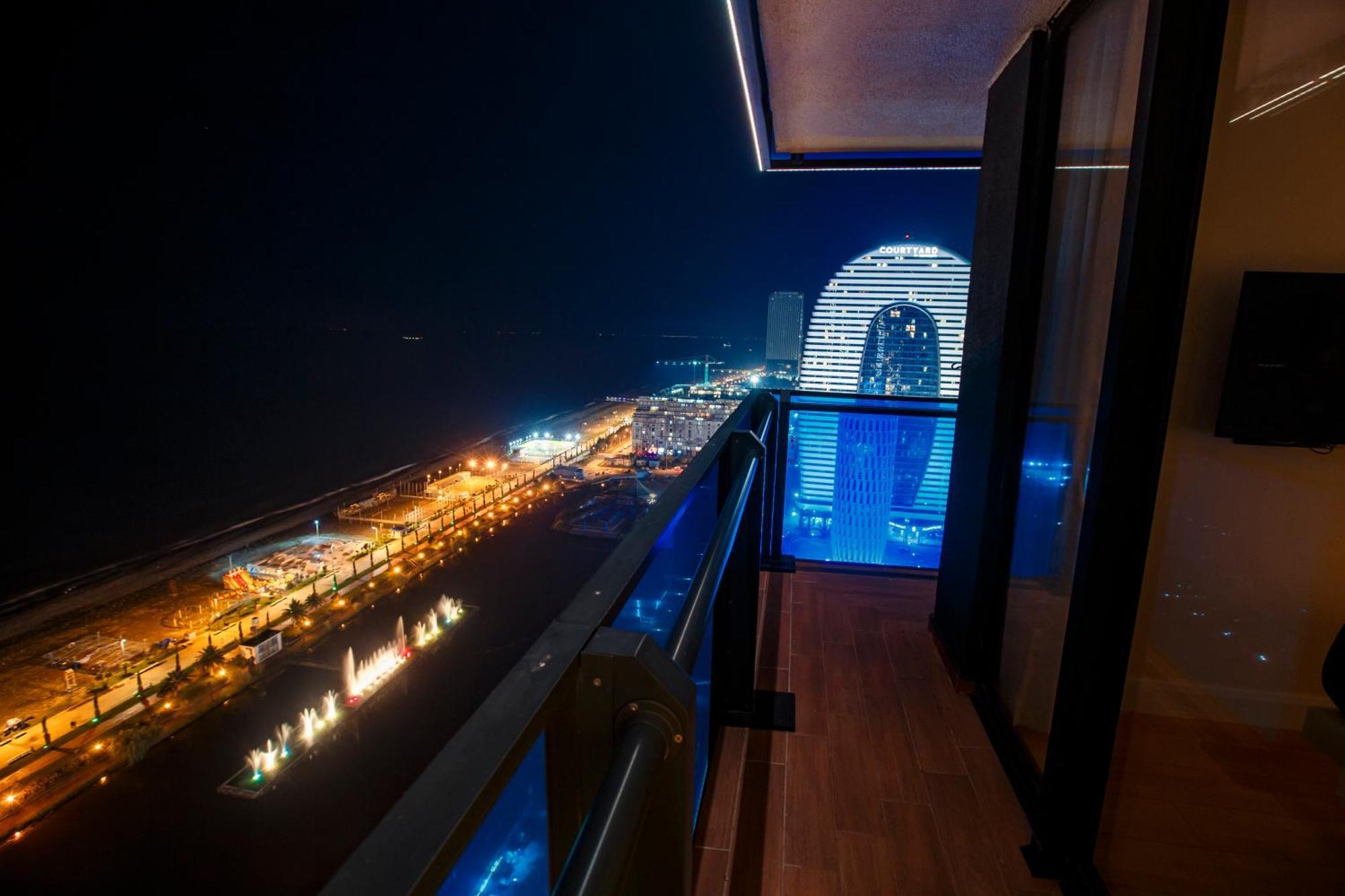 Panorama Orbi Beach Resort Center Suite Batumi Exterior foto